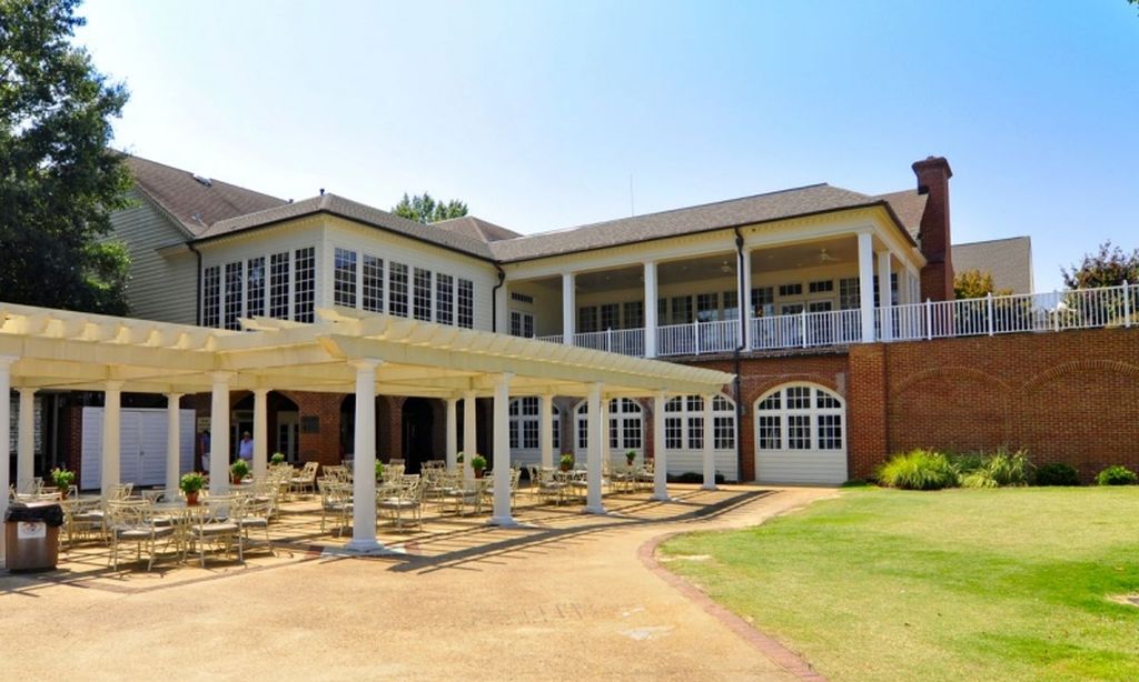 Ford's Colony Country Club - Clubhouse