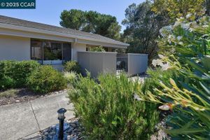 2041 GOLDEN RAIN RD 4, WALNUT CREEK, CA