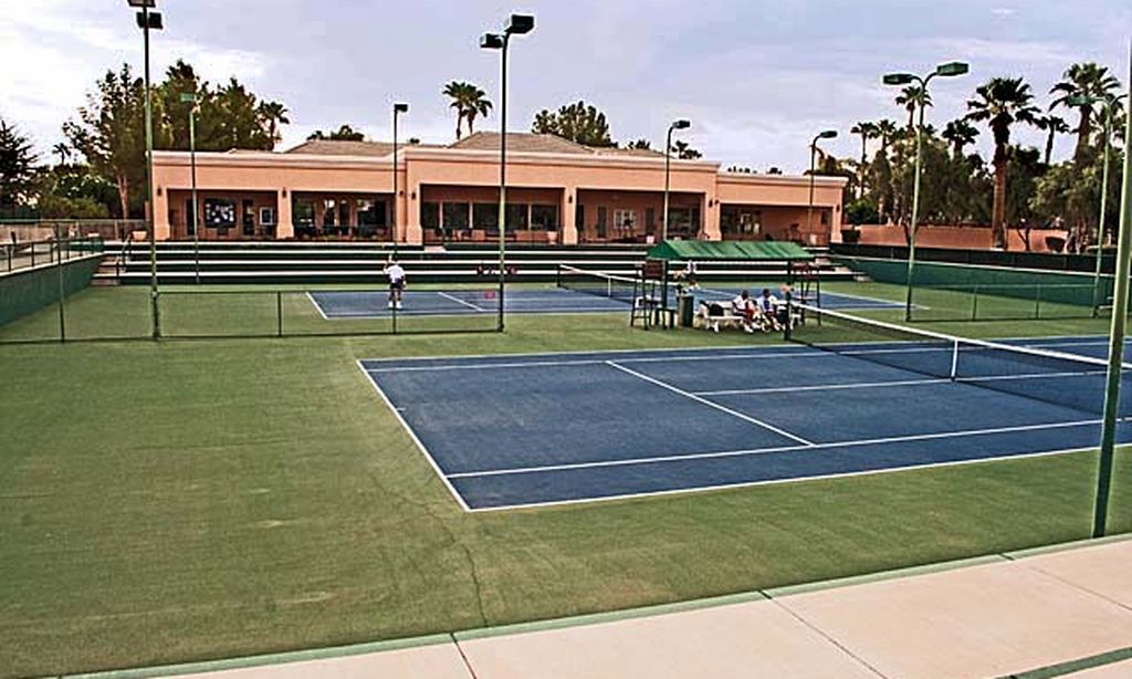 Oakwood Tennis & Fitness Center
