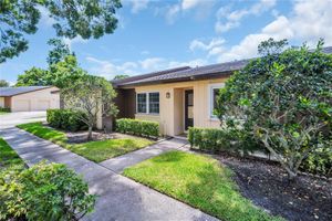 860 MACLAREN DR A, PALM HARBOR, FL