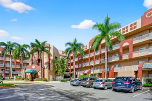 7715 SOUTHAMPTON TER 115, TAMARAC, FL