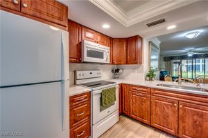 11250 CARAVEL CIR APT 101, FORT MYERS, FL