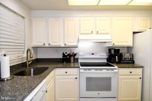 3500 FOREST EDGE DR 15-2E, SILVER SPRING, MD