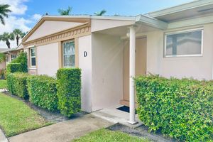 2556 DUDLEY DR D, WEST PALM BEACH, FL