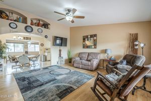 2513 S ZINNIA, MESA, AZ