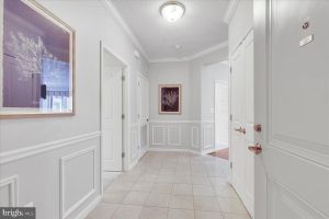 19400 LANSDOWNE WOODS BLVD 110, LEESBURG, VA