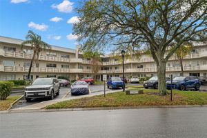 2379 FINLANDIA LN APT 21, CLEARWATER, FL