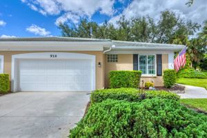 914 BARCLAY CT, VENICE, FL
