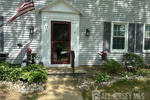 71 ROSSMOOR DR B, MONROE, NJ