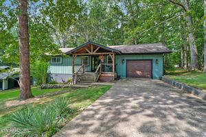 106 JASPER DR, CROSSVILLE, TN