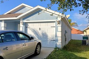 4896 NE 123RD LN, OXFORD, FL