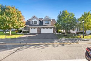 60 SARATOGA CT, SOMERSET, NJ