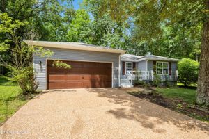 18 NEWCOM CT, CROSSVILLE, TN