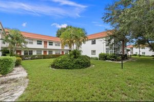 2600 SE OCEAN BLVD B7, STUART, FL