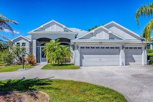 5656 BOUNTY CIR, TAVARES, FL