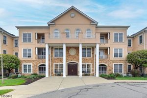 1211 JOHNSON DR, ROCKAWAY BORO, NJ