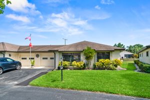 4858 EQUESTRIAN RD B, BOYNTON BEACH, FL