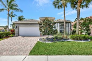8640 VIA AVELLINO, LAKE WORTH, FL