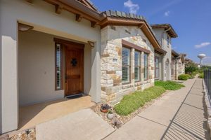 107 LUCIA CIR APT 1, LAKEWAY, TX