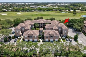 5025 FAIRWAYS CIR APT B206, VERO BEACH, FL