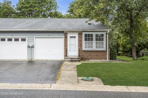 4B PEMBROKE LN # 52, WHITING, NJ