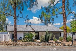 27111 CREWS HILL DR, MENIFEE, CA