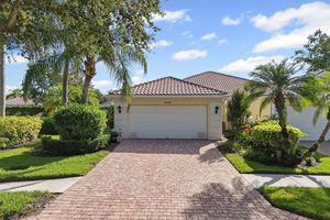 8846 ESTEPONA CT, SARASOTA, FL