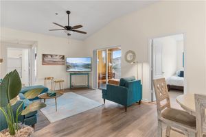 5050 FAIRWAYS CIR E307, VERO BEACH, FL