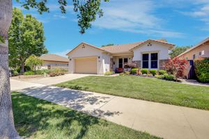 110 MILL VALLEY CIR, SACRAMENTO, CA