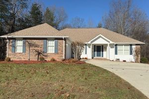 14 BROOKS LN, CROSSVILLE, TN