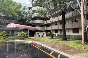 901 COLONY POINT CIR 107, PEMBROKE PINES, FL
