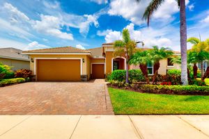 10108 SW CYPRESS WOOD CT, PORT SAINT LUCIE, FL