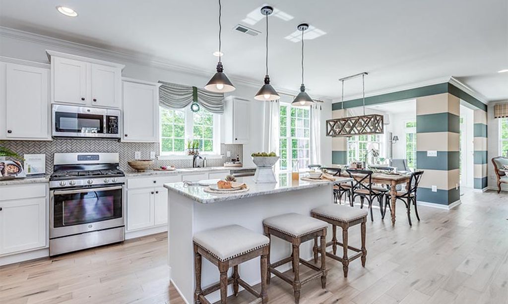 Model Kitchen & Dining Area