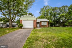 6 LINCOLN CT, WHITING, NJ