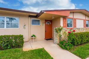 2995 CROSLEY DR W APT E E, WEST PALM BEACH, FL