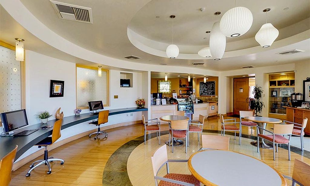 Cafe Solaz Internet Cafe