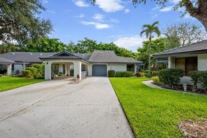 10050 HICKORYWOOD PL, BOYNTON BEACH, FL