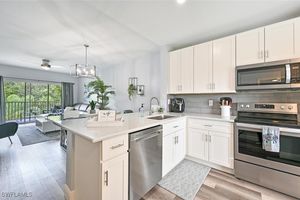 9175 CELESTE DR 305, NAPLES, FL