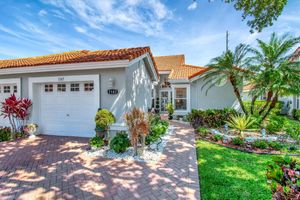 7187 SUMMER TREE DR, BOYNTON BEACH, FL
