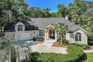 14 CHAPLIN DR, HILTON HEAD ISLAND, SC