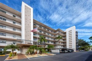 8186 TERRACE GARDEN DR N UNIT 101, ST PETERSBURG, FL