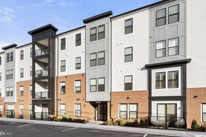 23688 BOLTON CRESCENT TER APT 204, ASHBURN, VA