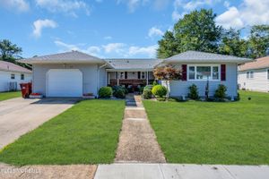 23 FONTANA ST, TOMS RIVER, NJ
