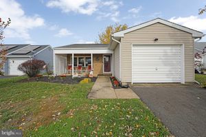 47 CHATHAM PL, SOUTHAMPTON, NJ