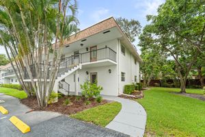 2950 SE OCEAN BLVD 1-10, STUART, FL