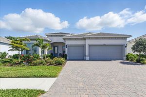 10136 CORAL SHORE DR, ENGLEWOOD, FL