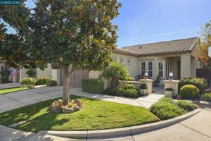 1745 CHARDONNAY CT, BRENTWOOD, CA