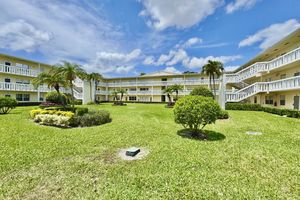 82 DORSET B, BOCA RATON, FL