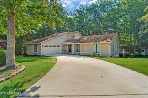122 HAVENRIDGE CIR, CROSSVILLE, TN
