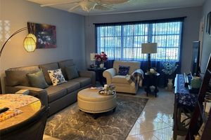2223 PARK LN APT 102, HOLLYWOOD, FL